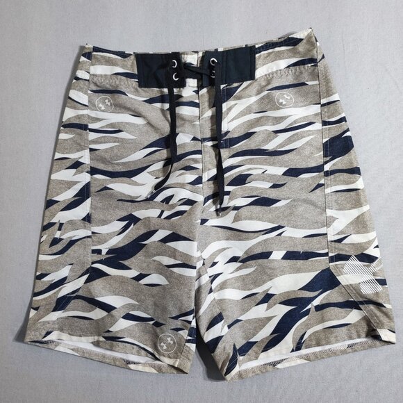 Under Armour board shorts men's sz 30 grey colour wave pattern summer swim wear - Picture 1 of 12